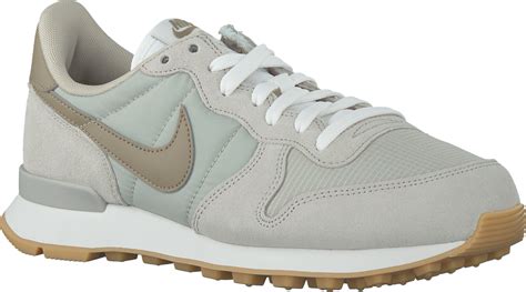 nike internationalist se beige herren|Internationalist Shoes & Sneakers. Nike.com.